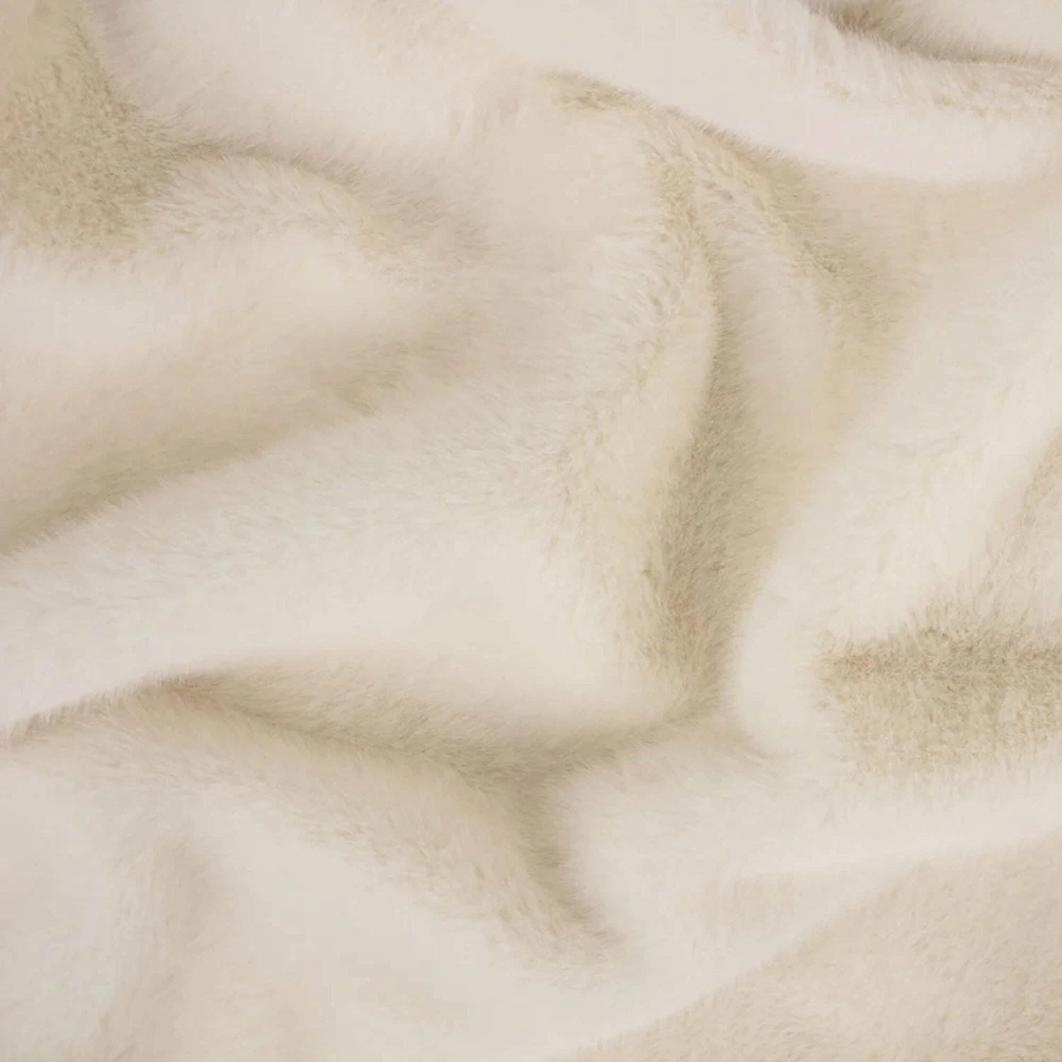 Stanza Ecru Faux Fur Throw - Image 3