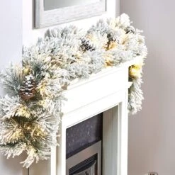 1.8m Pre-Lit Flocked Columbia Garland