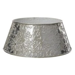 Silver Metal Embossed Snowflakes Tree Skirt