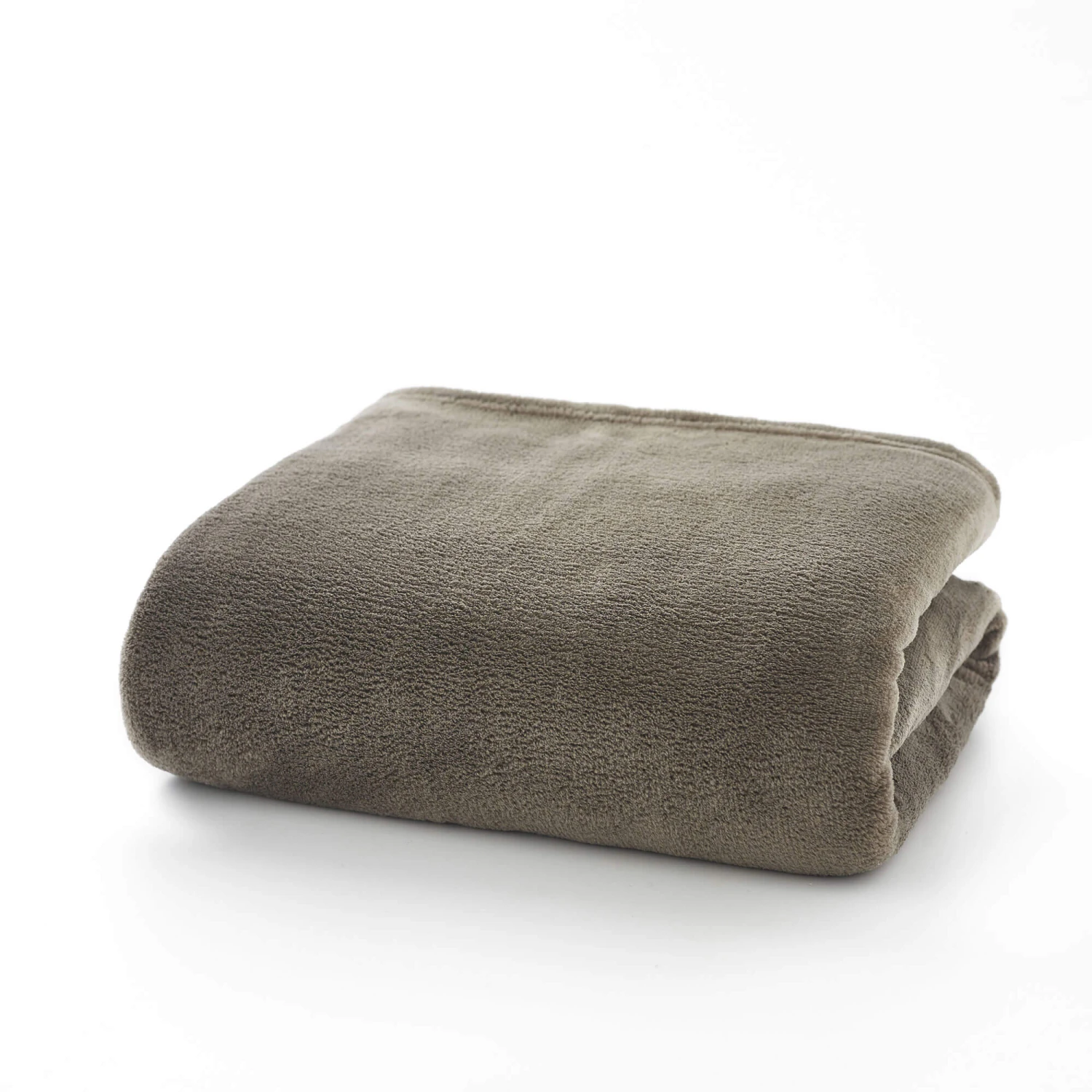 Deyongs Snuggle Touch Fawn Microfibre Throw - Image 2